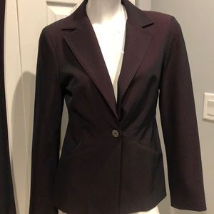 Pants suit